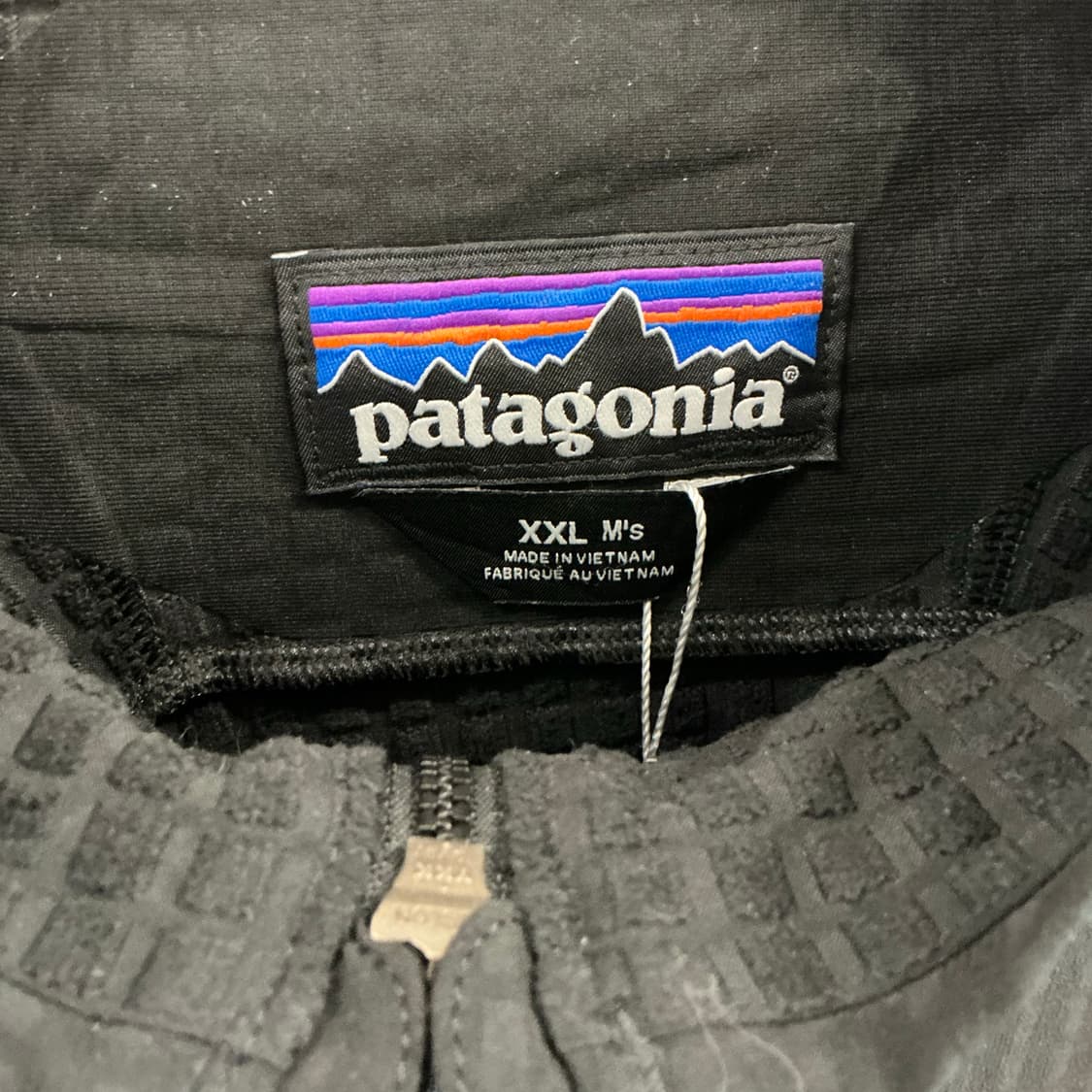 파타고니아 R1 테크페이스 자켓 상품이미지2