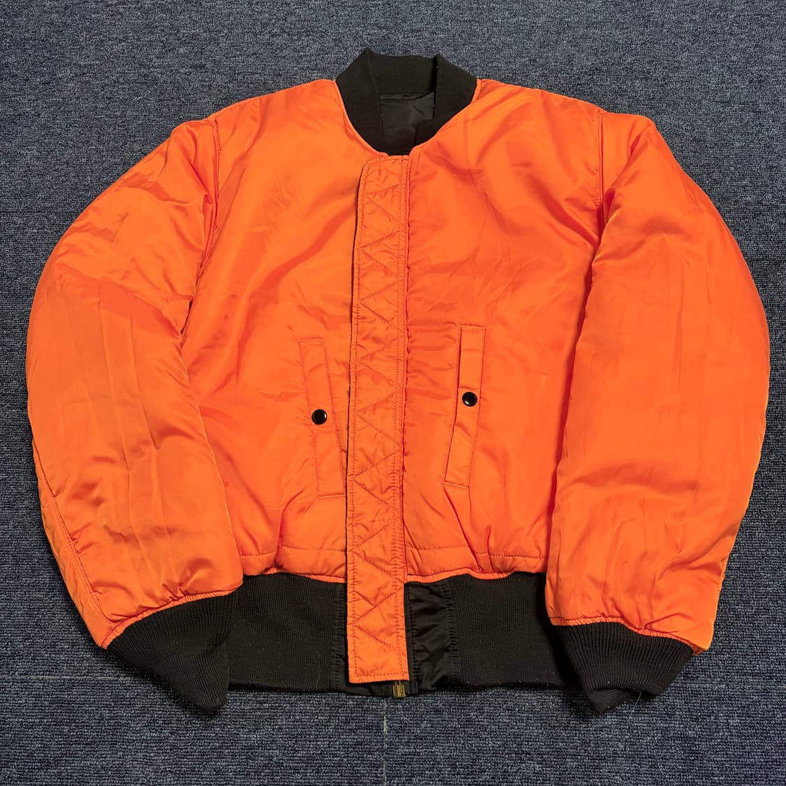 알파인더스트리 리버시블 ma-1 자켓 상품이미지8