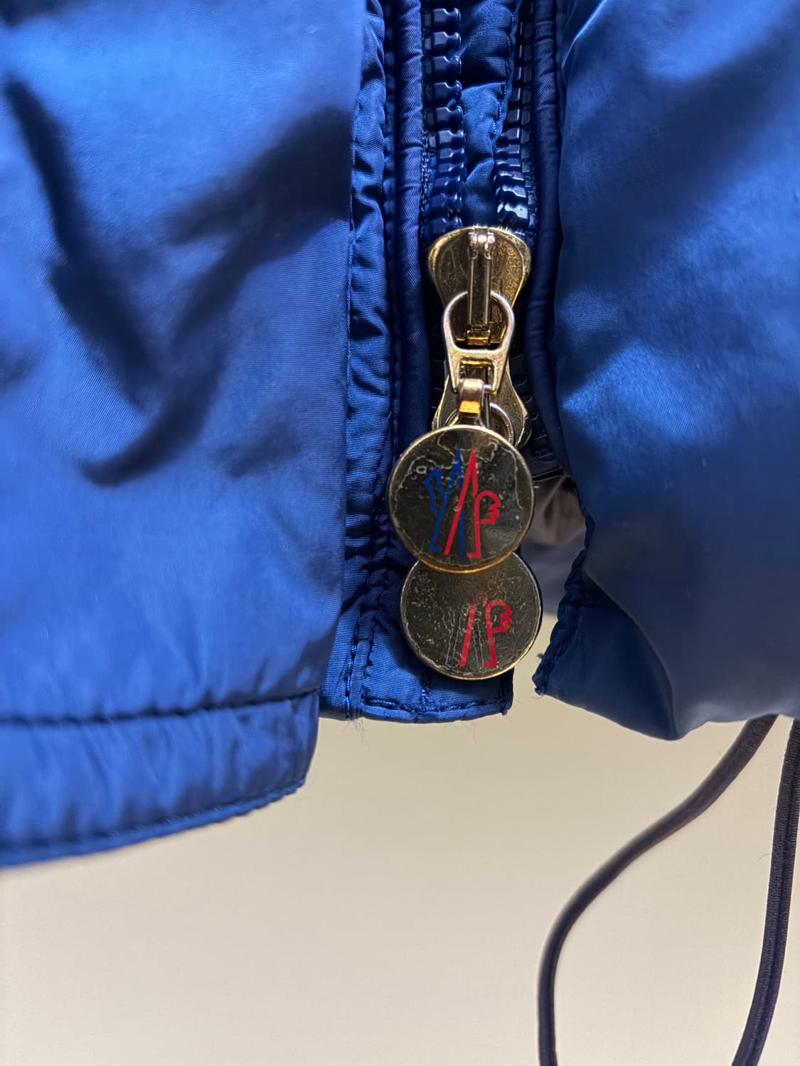 몽클레어 정품 엘릭서 금장 패딩 상품이미지6