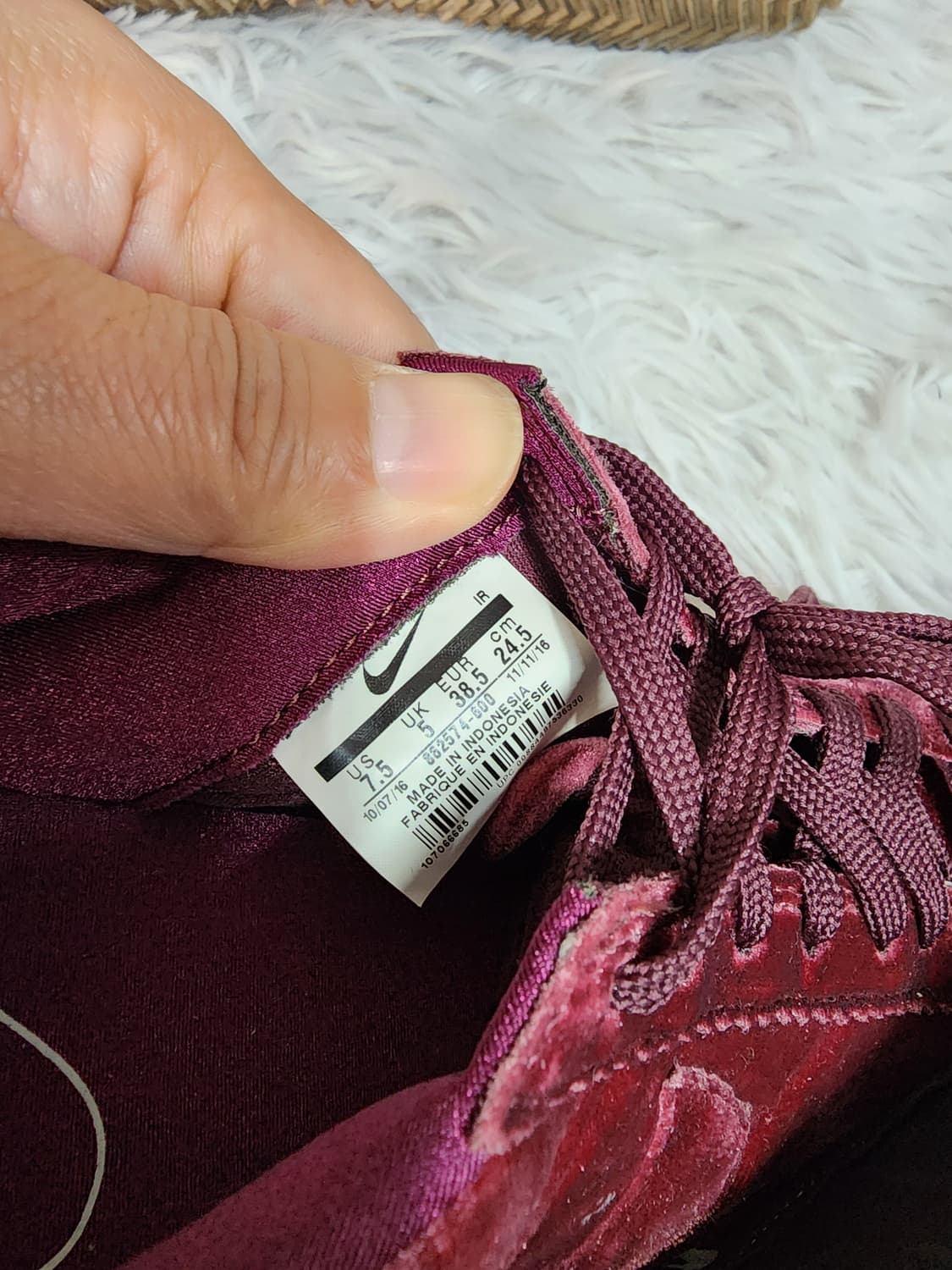 나이키 코르테즈 벨벳 버건디 운동화 245 상품이미지4