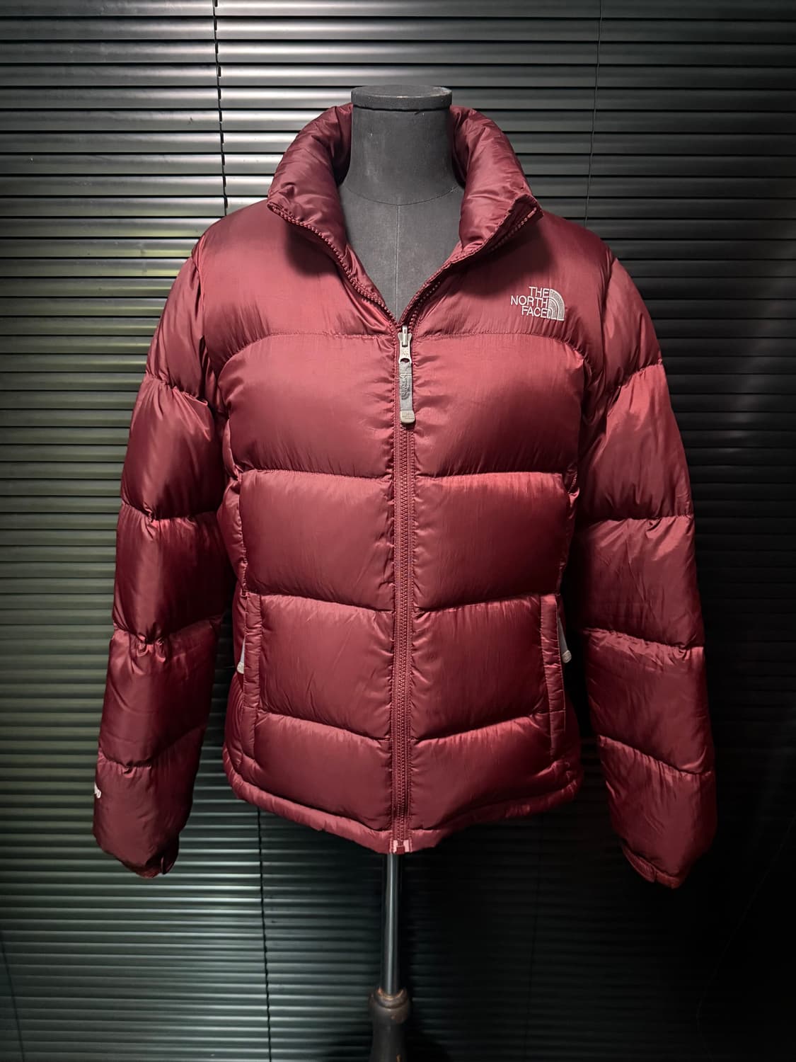 노스페이스 700 눕시 구스 다운 덕다운 패딩 버건디 90 S 레드  상품이미지1