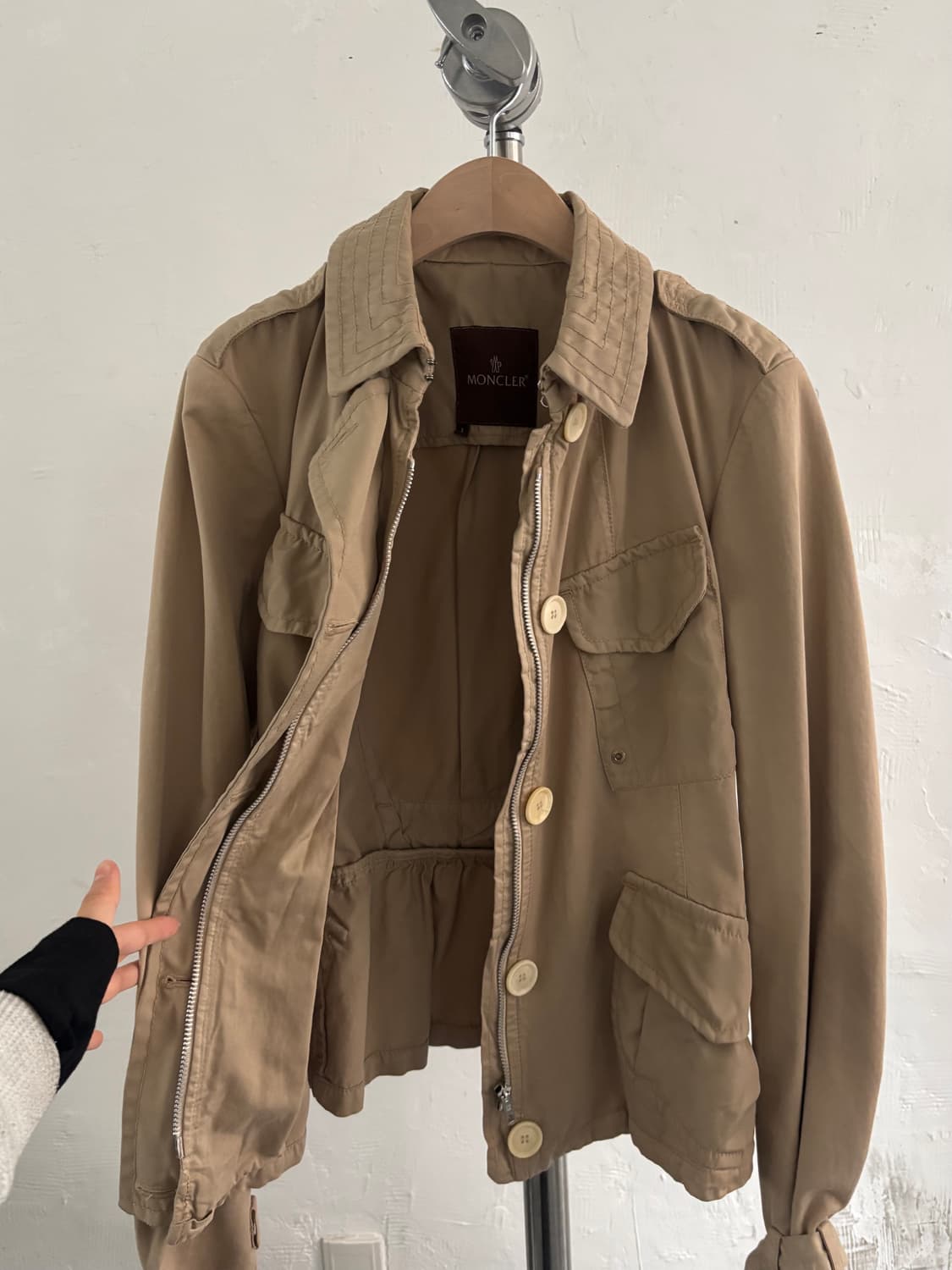 Moncler 몽클레어 베이지 사파리 자켓  상품이미지5