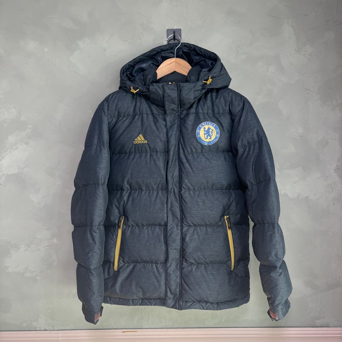아디다스 첼시 구스다운 패딩 상품이미지1