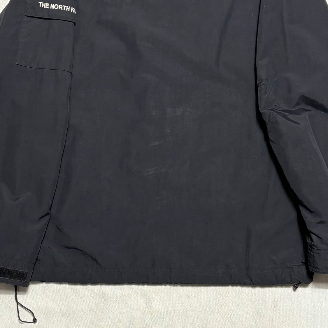 The North Face 암포켓 블랙 바람막이 자켓 상품이미지5