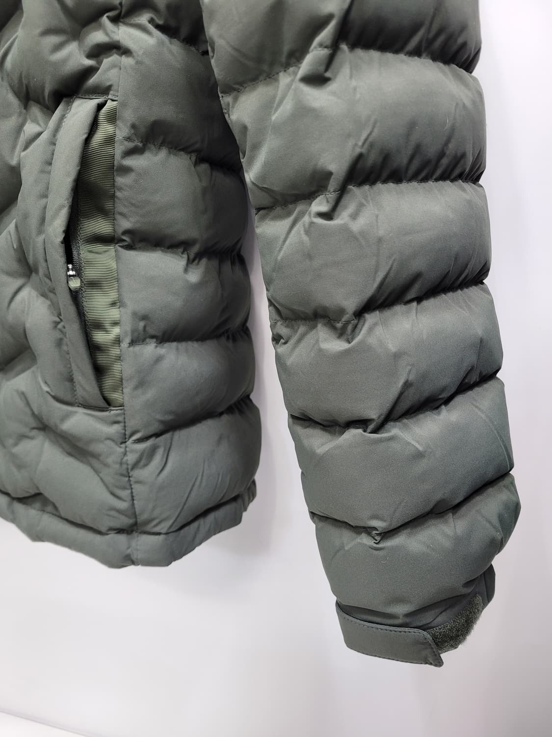 (새상품급) 몽벨 튜브 테크 신클라우드 패딩 자켓 / 남 100 카키그린 상품이미지5