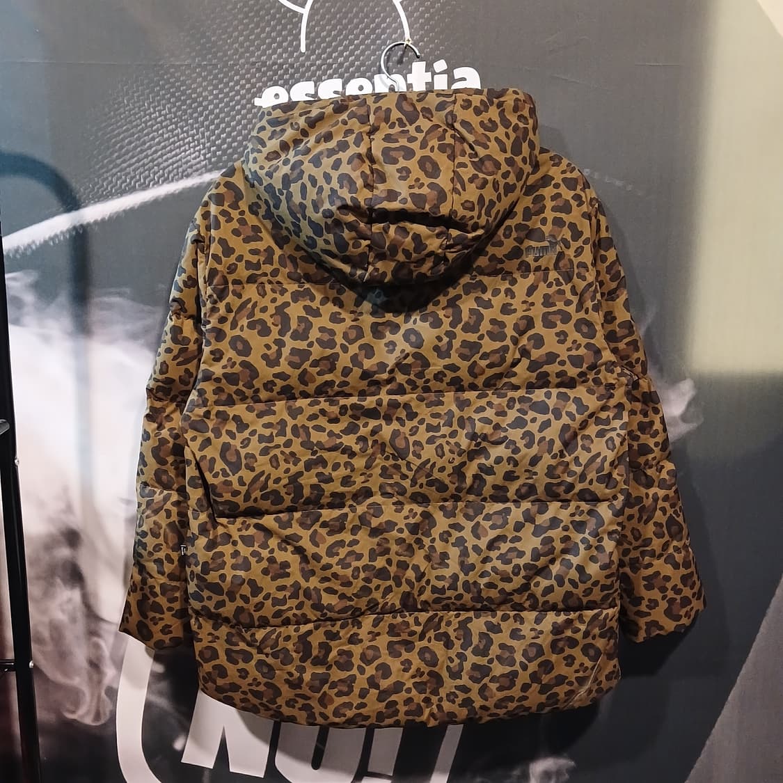 푸마 레오파드 패딩 점퍼 상품이미지2