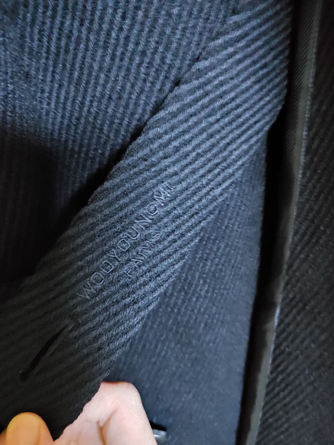 우영미 21fw 트윌 턴업 로브 코트 팝니다 상품이미지8