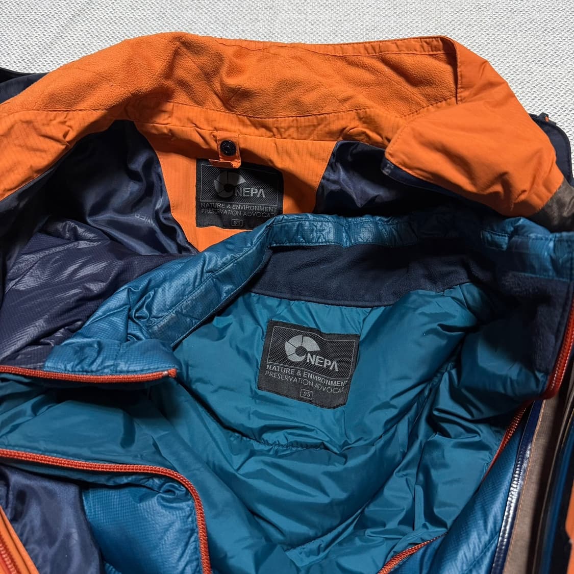 네파 다운 라이너 바람막이 자켓 (경량패딩 내피) 상품이미지3