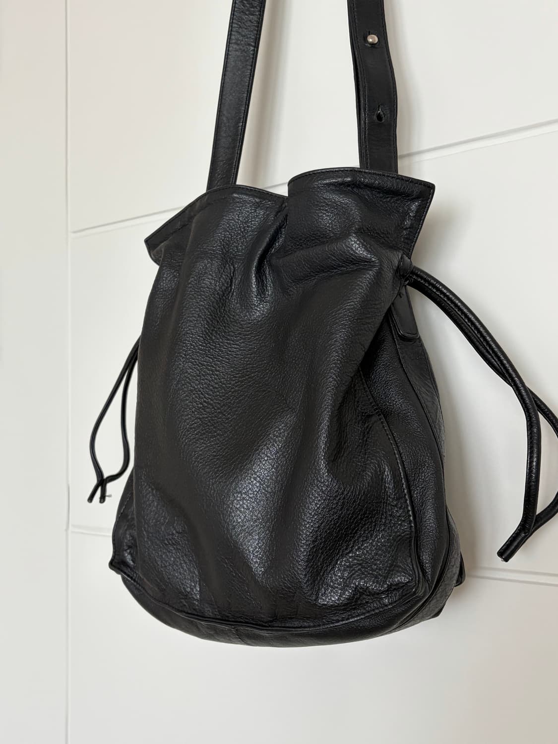 더오픈프로덕트 소가죽 버킷백 상품이미지2