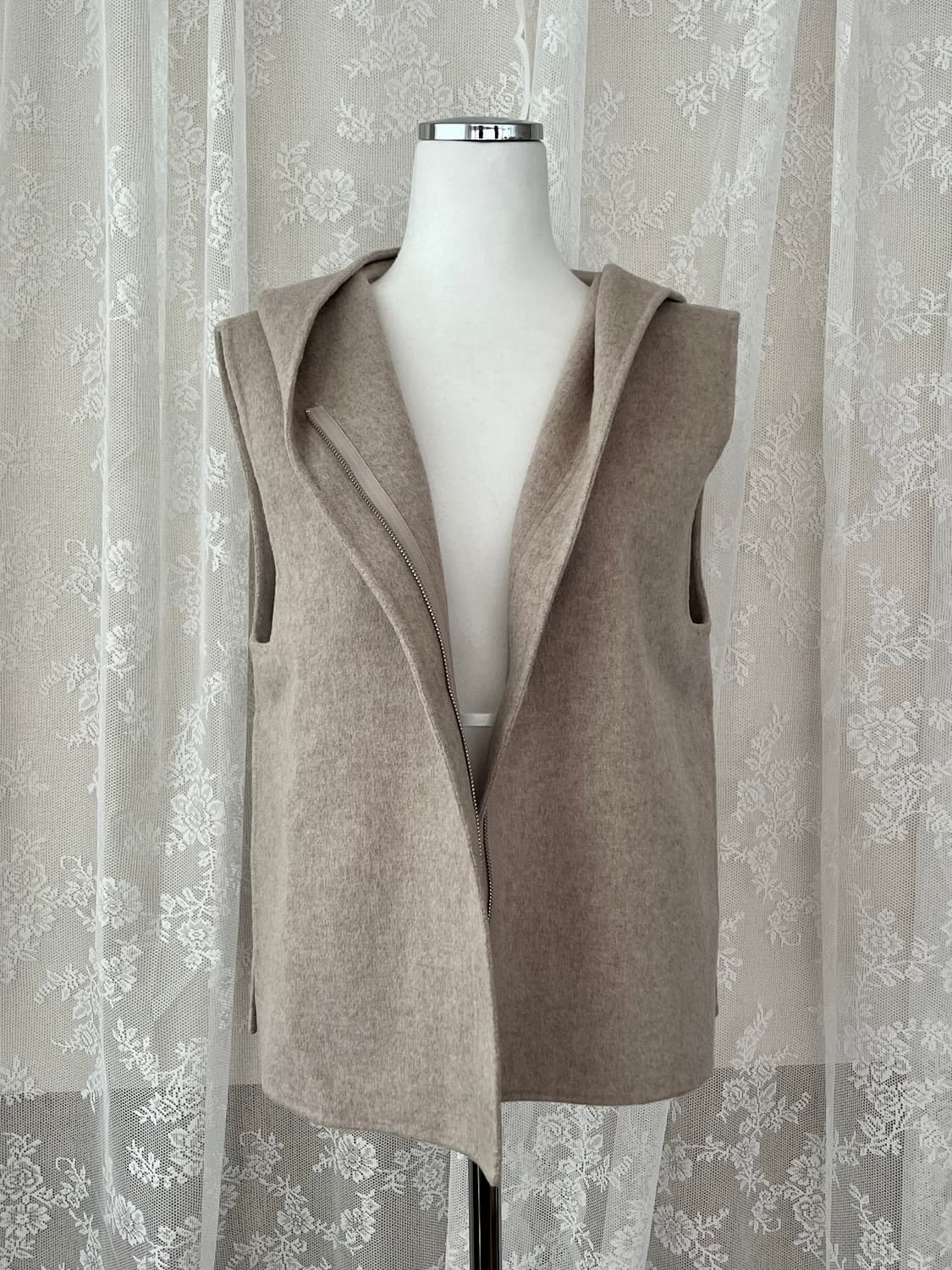 XS/S) 코스 COS 울 후드 베스트 베이지 상품이미지4