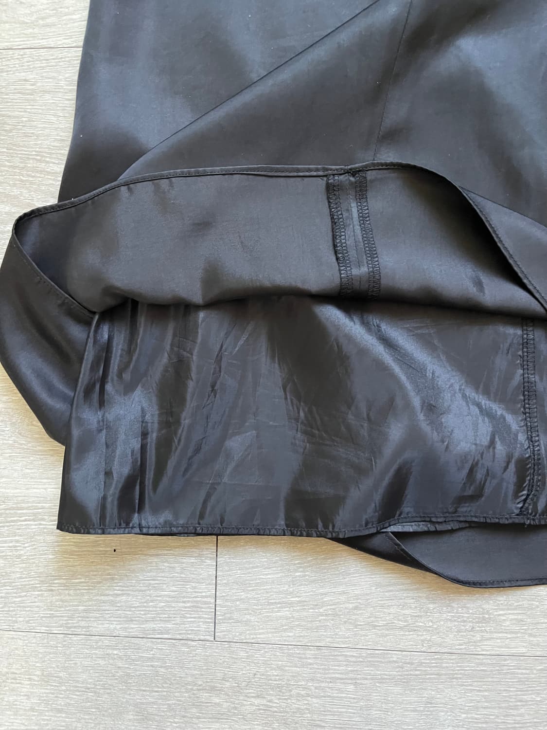 Beige Bowl (베이지보울) 블랙 미디 스커트 상품이미지10