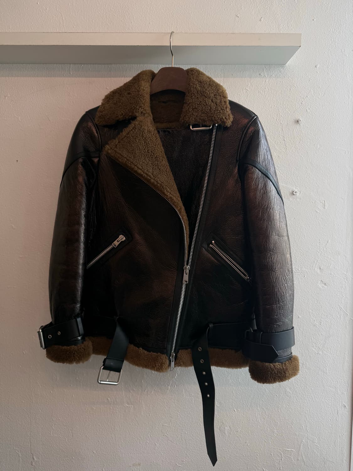 올세인츠 시어링 무스탕 상품이미지1