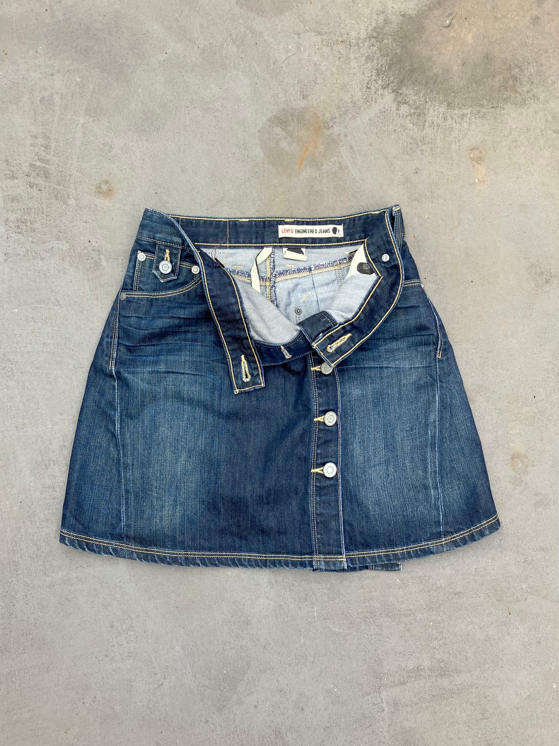 LEVIS 엔지니어드 데님 랩 스커트 상품이미지4
