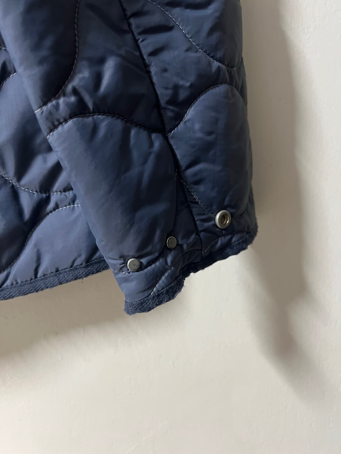 비헤비어 경량패딩 상품이미지4