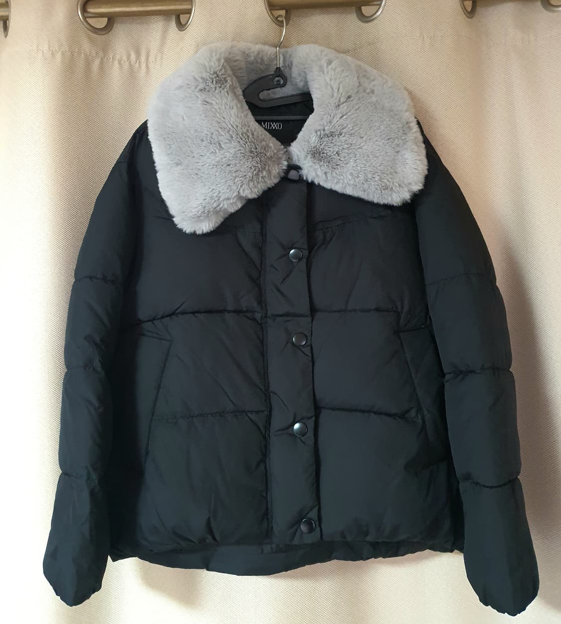 (새상품) 미쏘 퍼 카라 크롭 푸퍼 패딩 66 상품이미지1