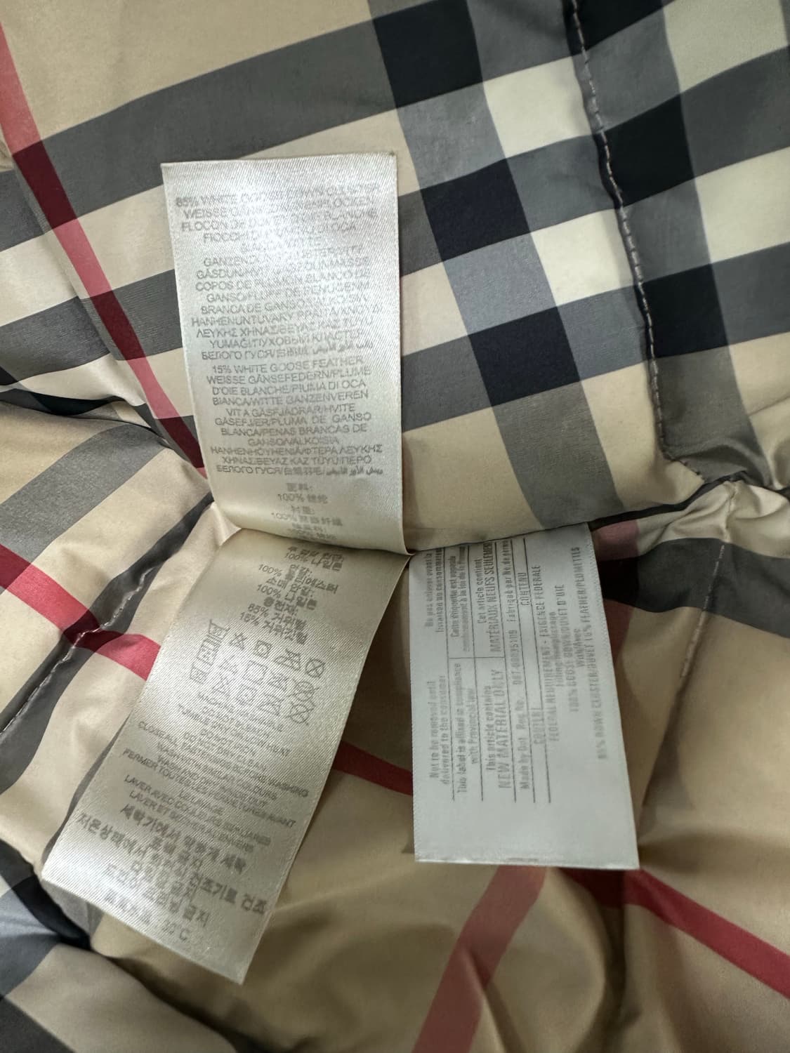 버버리 블랙 후드 패딩 점퍼 상품이미지4