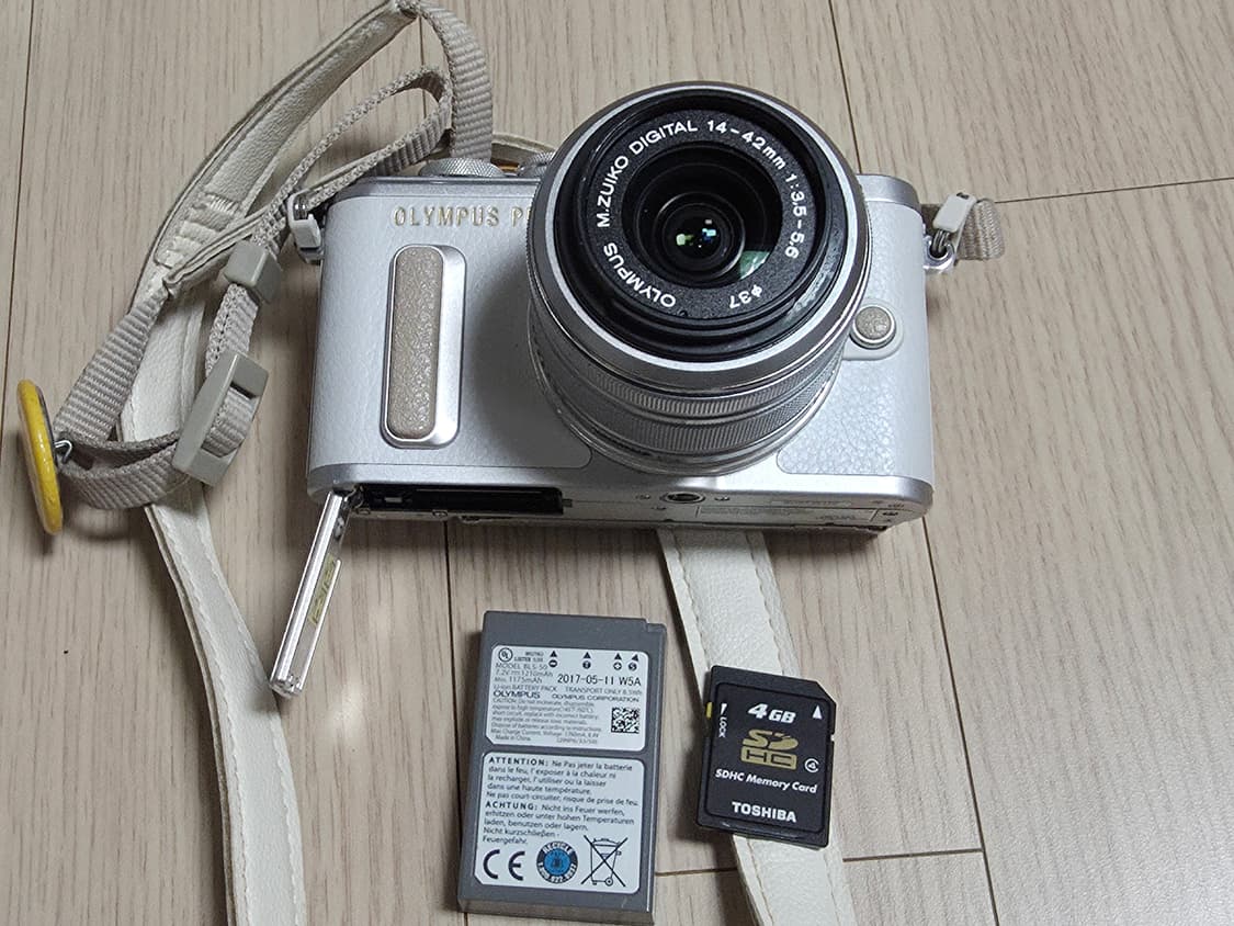 올림푸스 펜 E-PL8 미러리스 디지털카메라 상품이미지8