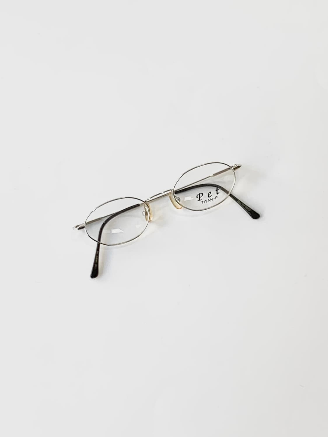 [픽키-215] 실버 미니멀 오벌 안경테 초경량 상품이미지3