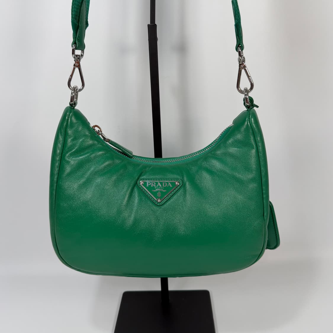 프라다 패딩 나파 레더 리에디션 2005 숄더백 상품이미지2
