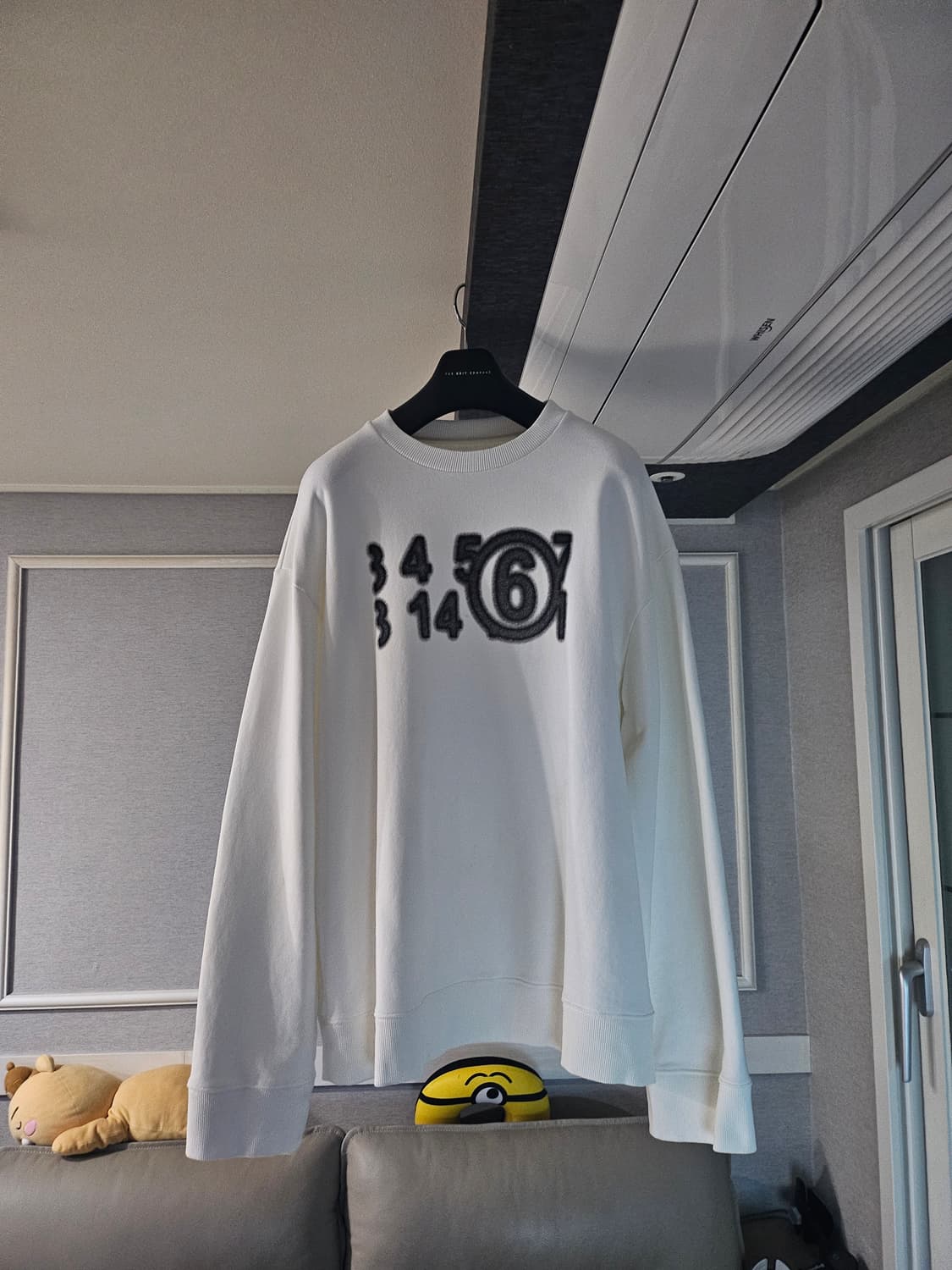 [거의 새것] MM6 메종 마르지엘라 넘버링 니트 맨투맨 티셔츠 M 상품이미지1