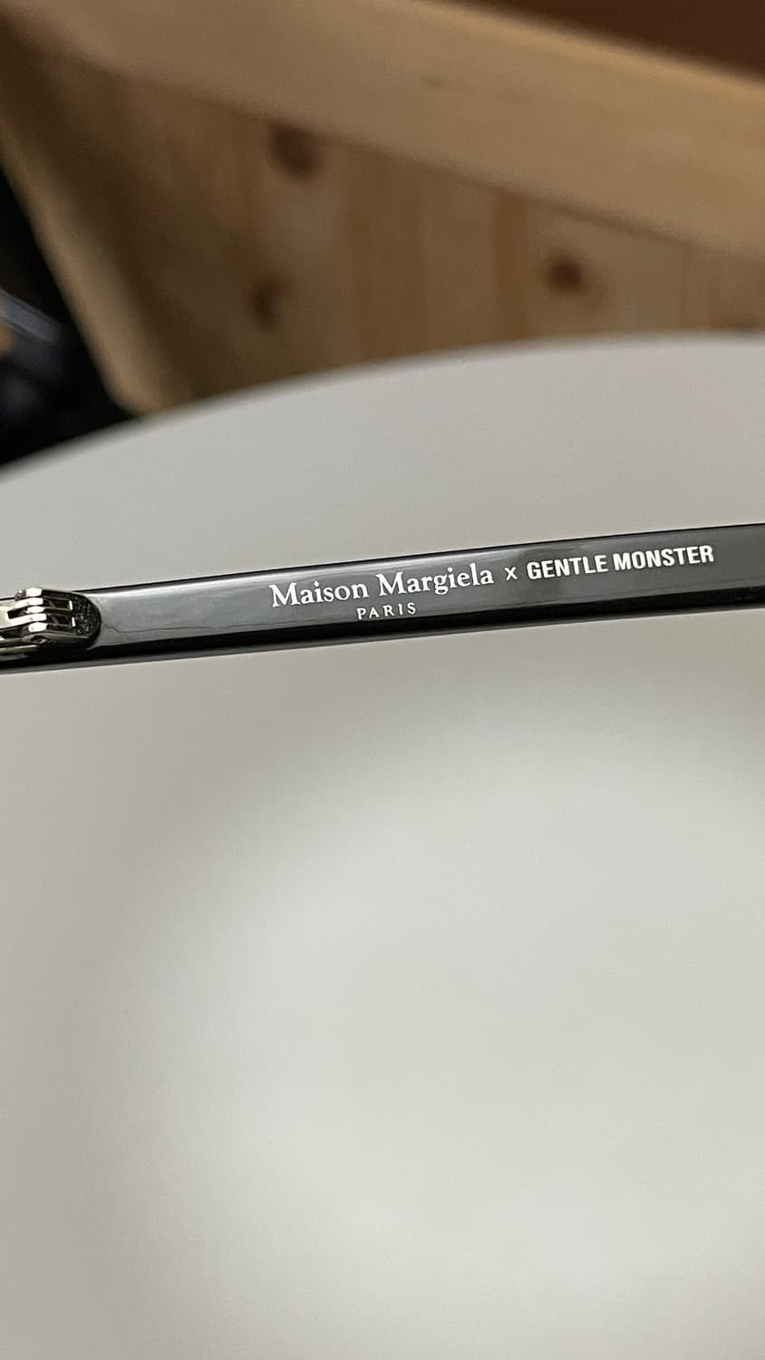 젠틀몬스터 × 마르지엘라 MM012 판매합니다 상품이미지5