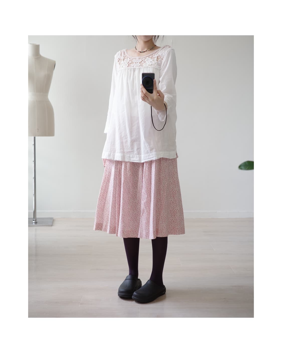 GAP white sheer shirring top 상품이미지3