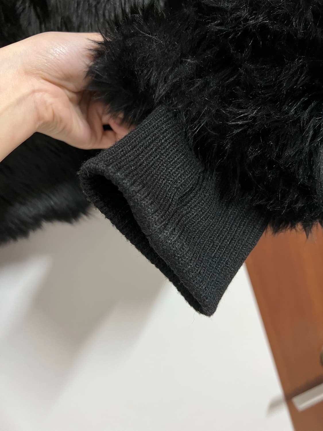 [트리밍버드]하이넥 퍼 자켓 블랙 상품이미지6