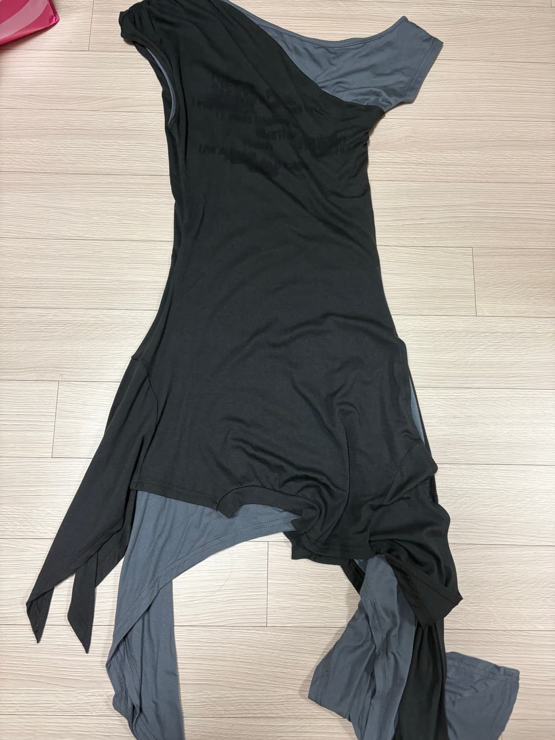 오디너리 홀리데이 언밸런스 언발란스 오프숄더 원피스  상품이미지5