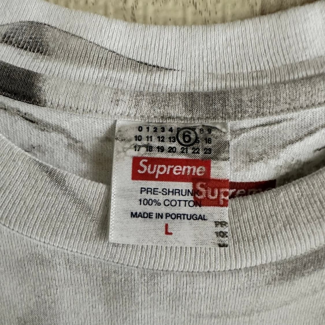슈프림 mm6 박스로고 반팔 L 상품이미지3