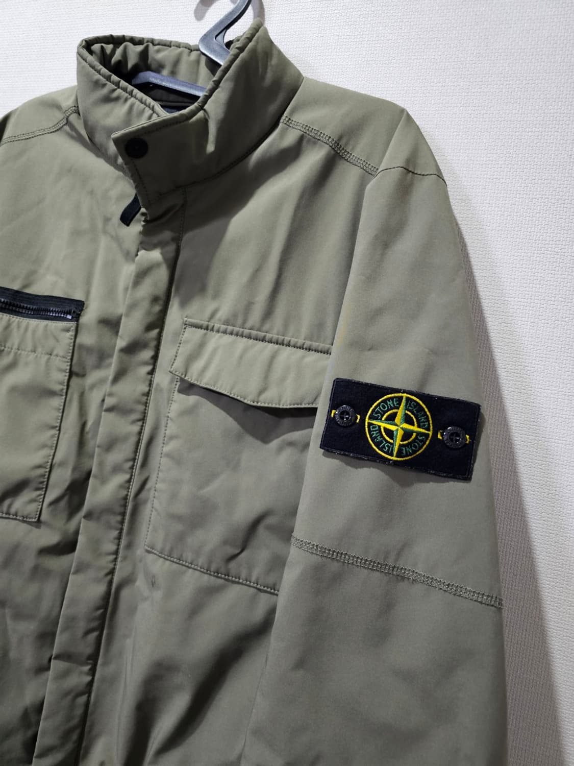 정품 스톤아일랜드 소프트쉘 프리마로프트 자켓 95 / M 상품이미지2