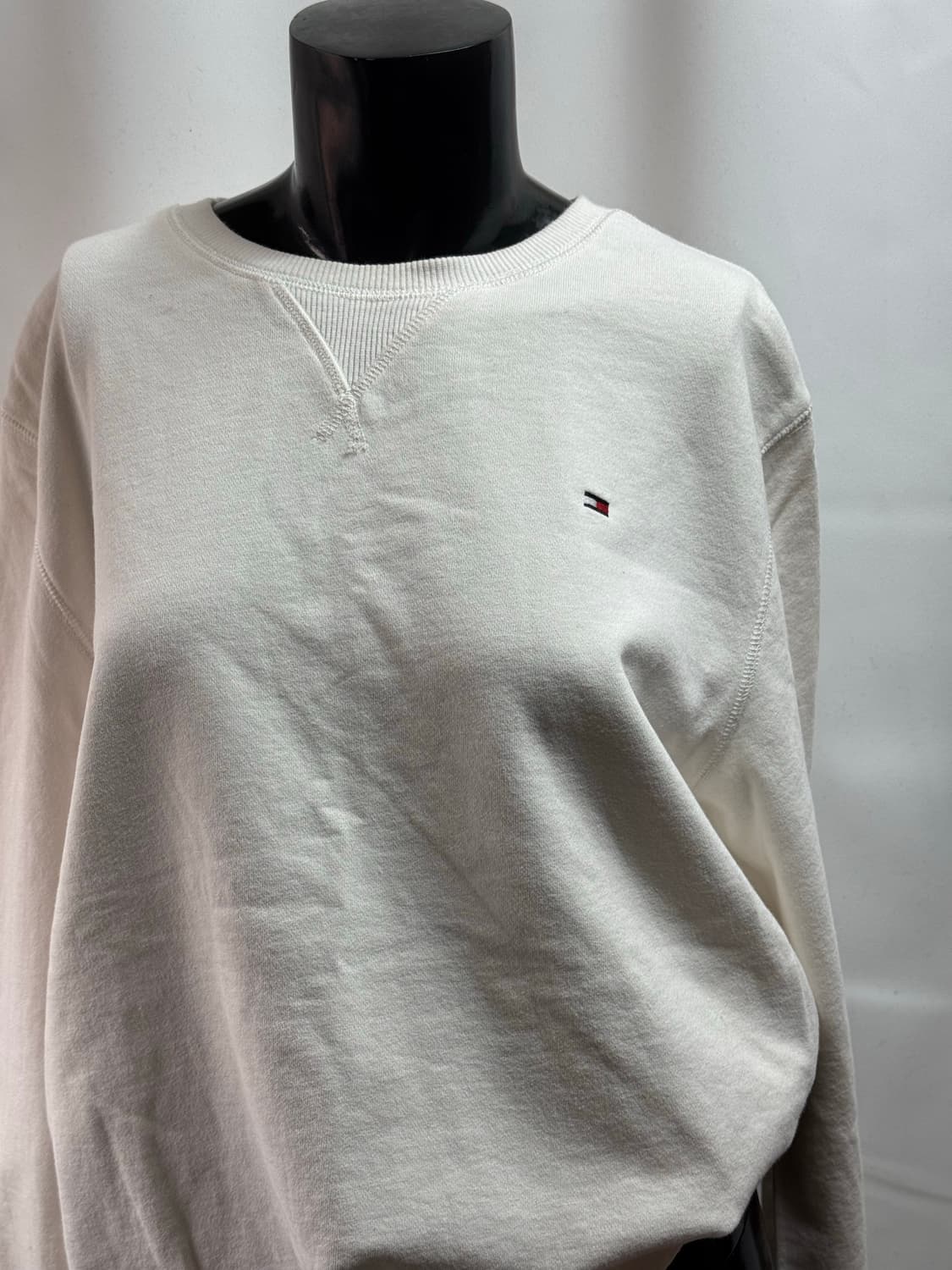 타미힐피거 라운드넥 맨투맨 상품이미지2