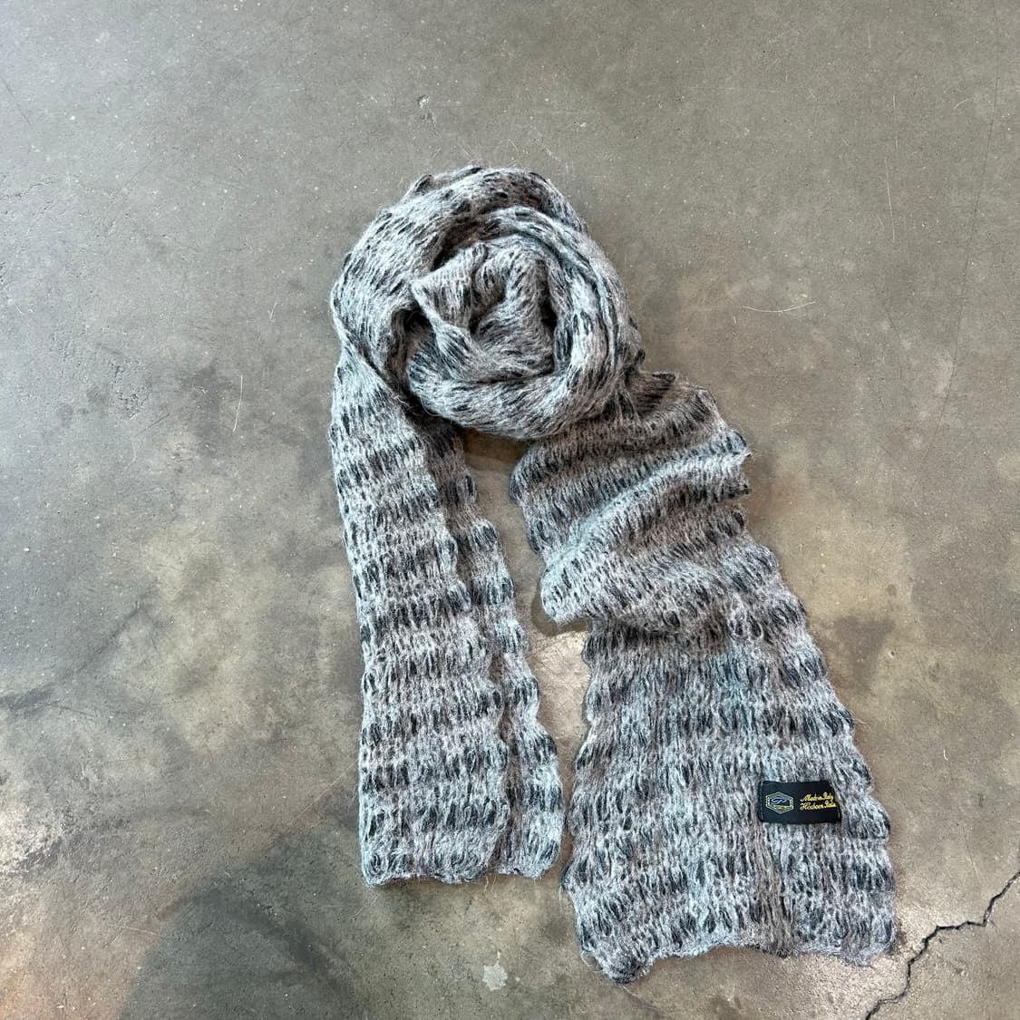 그레이 모헤어 머플러 상품이미지1