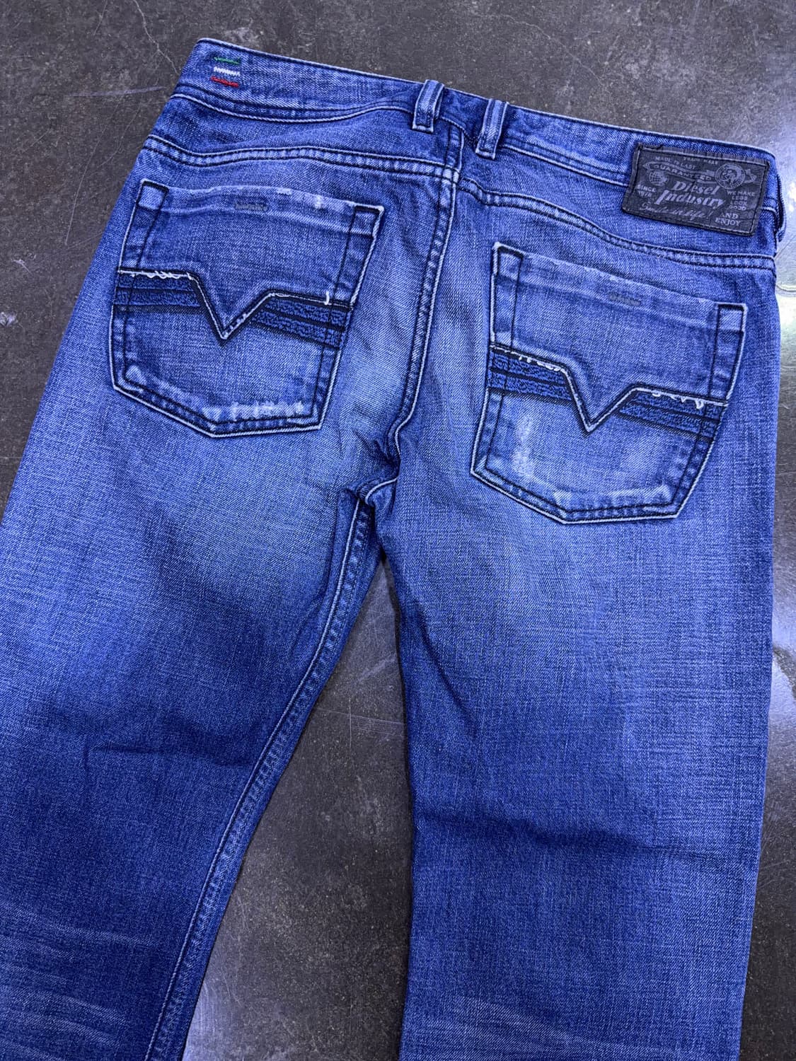 디젤 자탄 플레어핏 슬림 부츠컷 빈티지 워싱 데님팬츠 29 상품이미지8