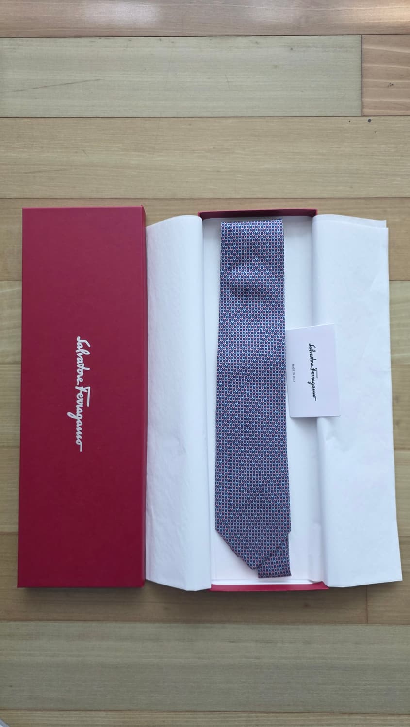 [새상품]페레가모 넥타이 상품이미지1