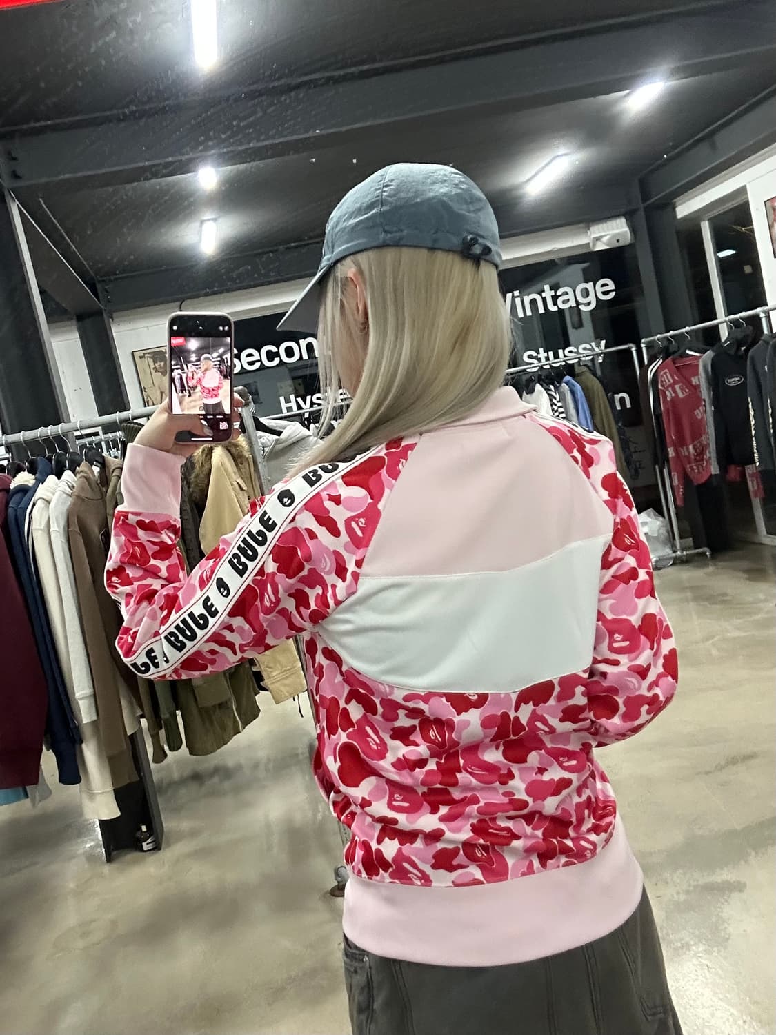  베이프 ABC 카모 레온 릴렉스드 샤크 풀 집 후드 핑크 상품이미지4