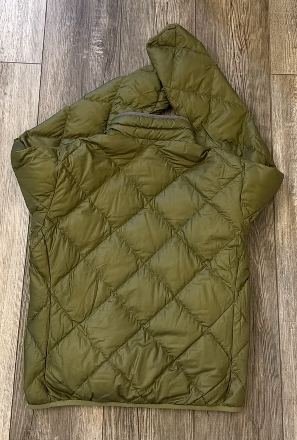 10s 몽벨 U.L. 경량패딩 자켓 카키 상품이미지4