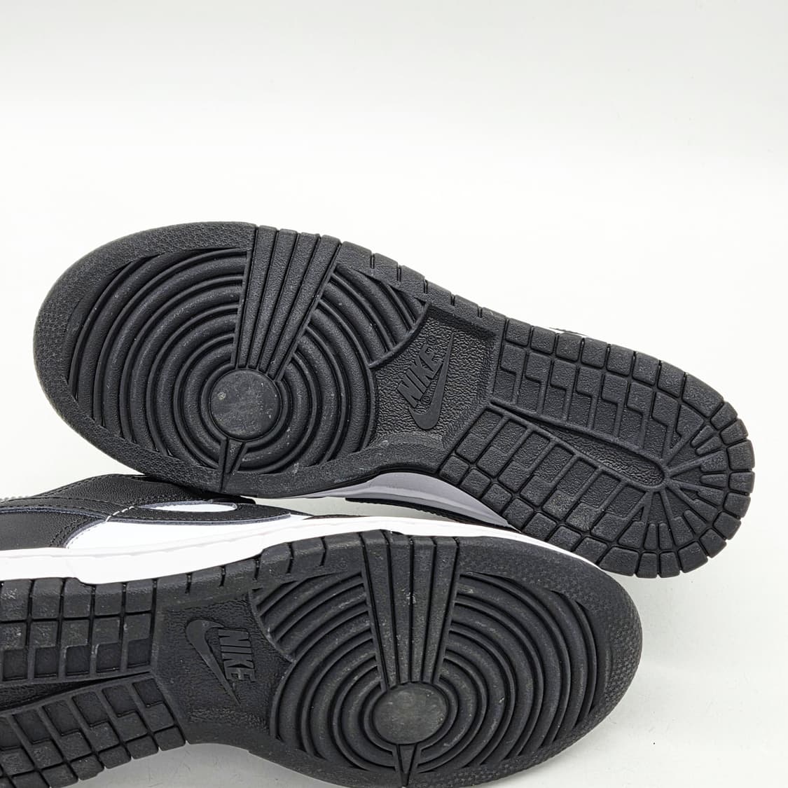 나이키 우먼스 덩크 로우 블랙 범고래 (235) 상품이미지3