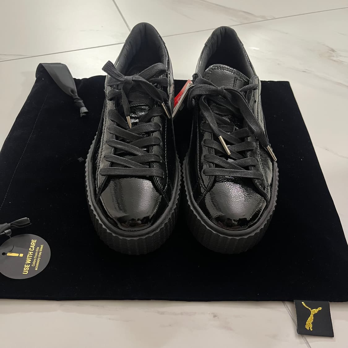 푸마 x 리한나 콜라보 블랙 레더 스니커즈 새상품 상품이미지1