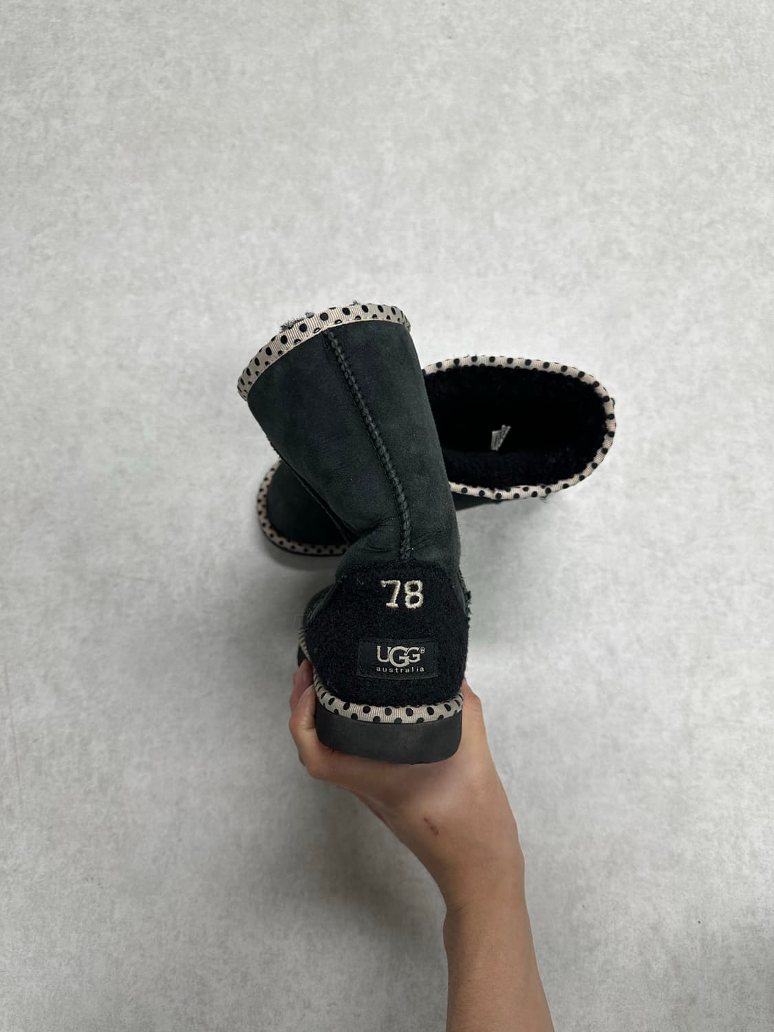 어그 도트 부츠  상품이미지3