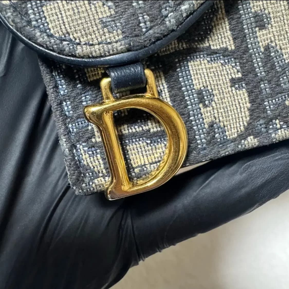 디올 오블리크 새들 카드지갑 상품이미지4