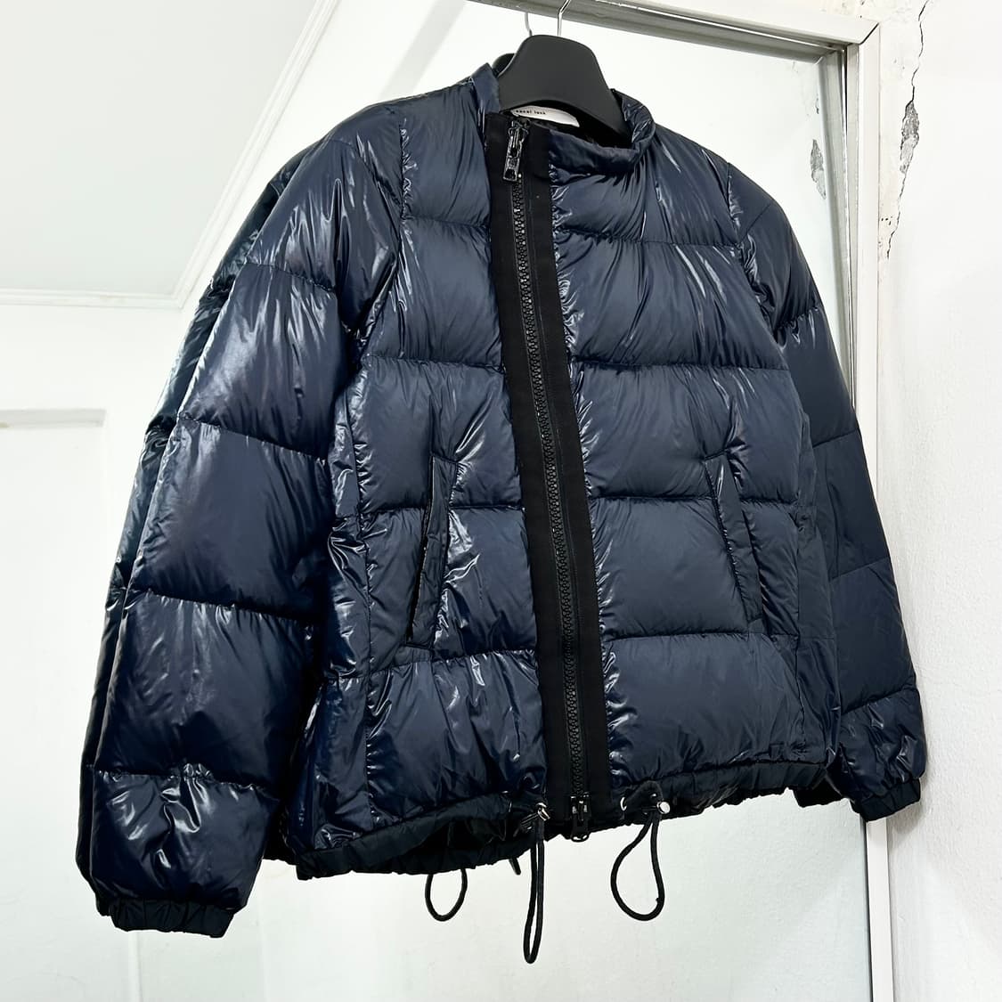 사카이 구스다운 사선 패딩 상품이미지1