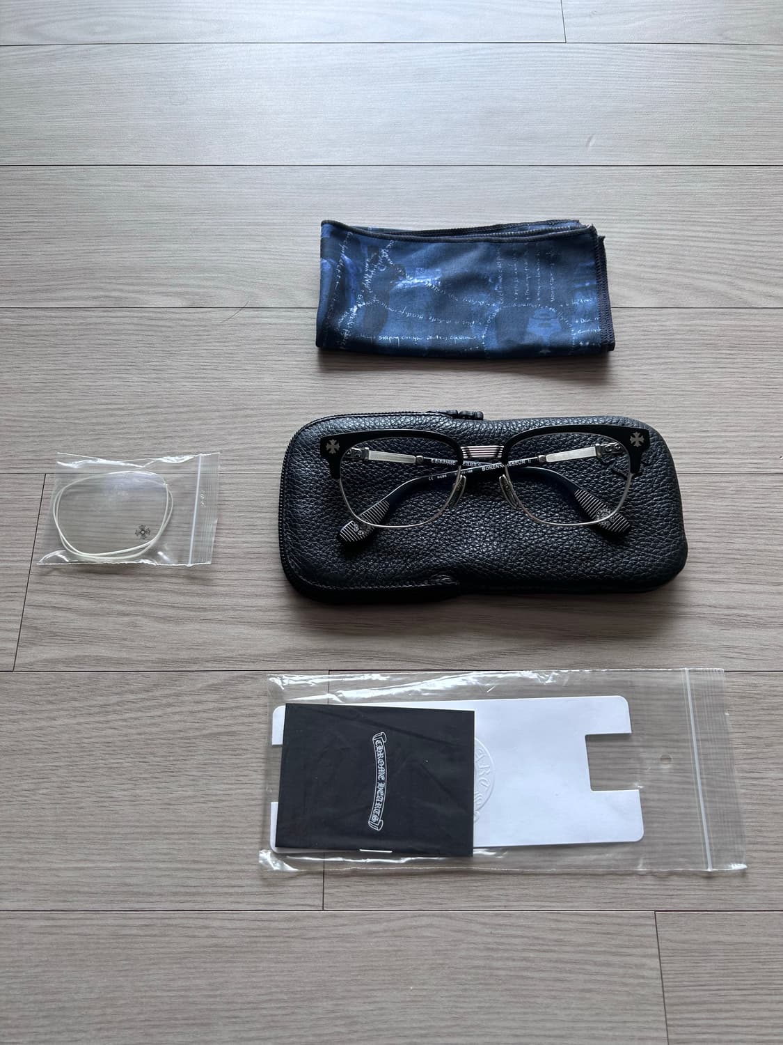 [53] 크롬하츠 보넨노이슈어2 블랙/실버 상품이미지1