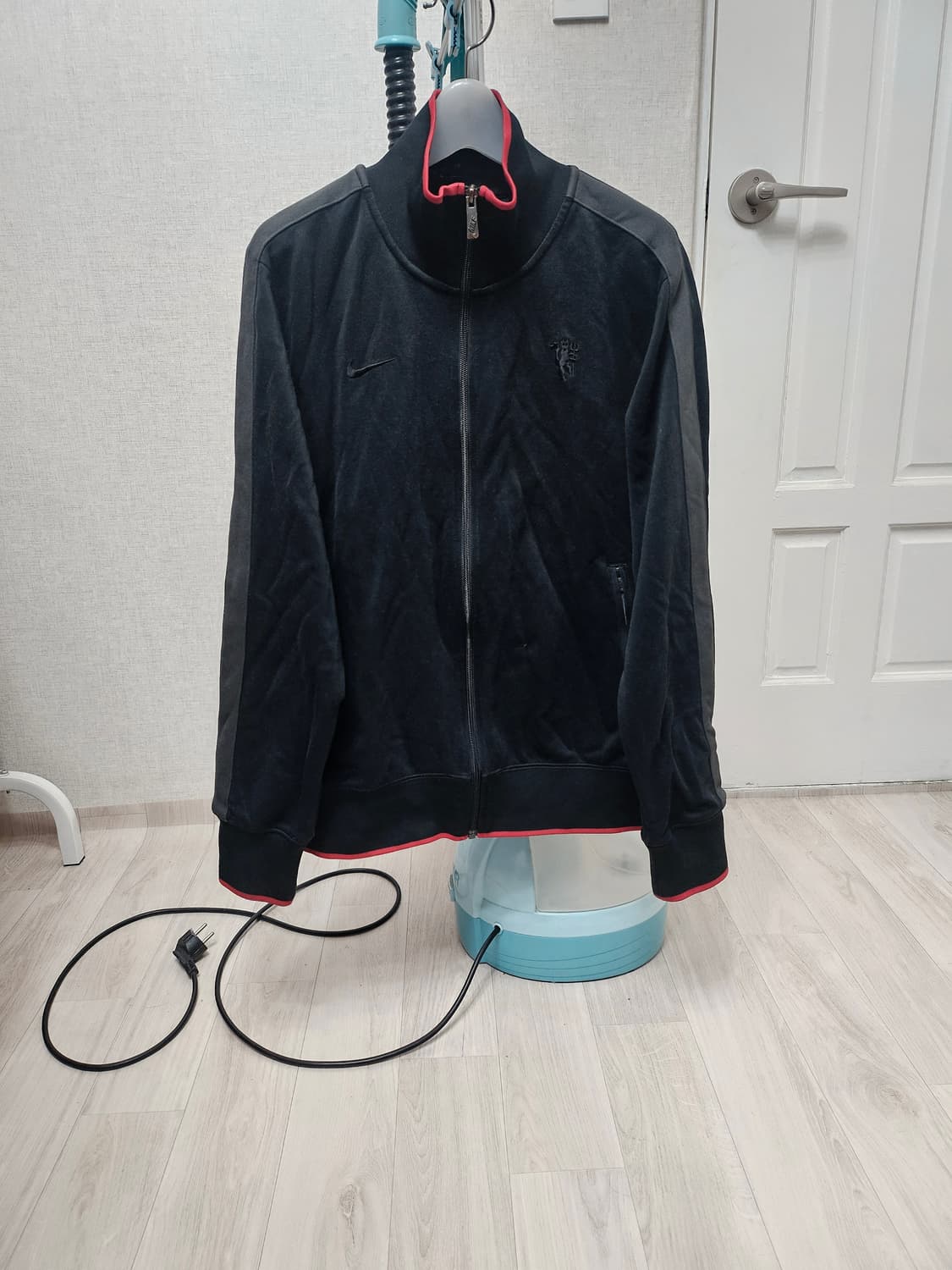 (100)L ☆우주매물☆ 나이키 맨유 어센틱N98 [검실그레이]트랙탑져지 상품이미지1