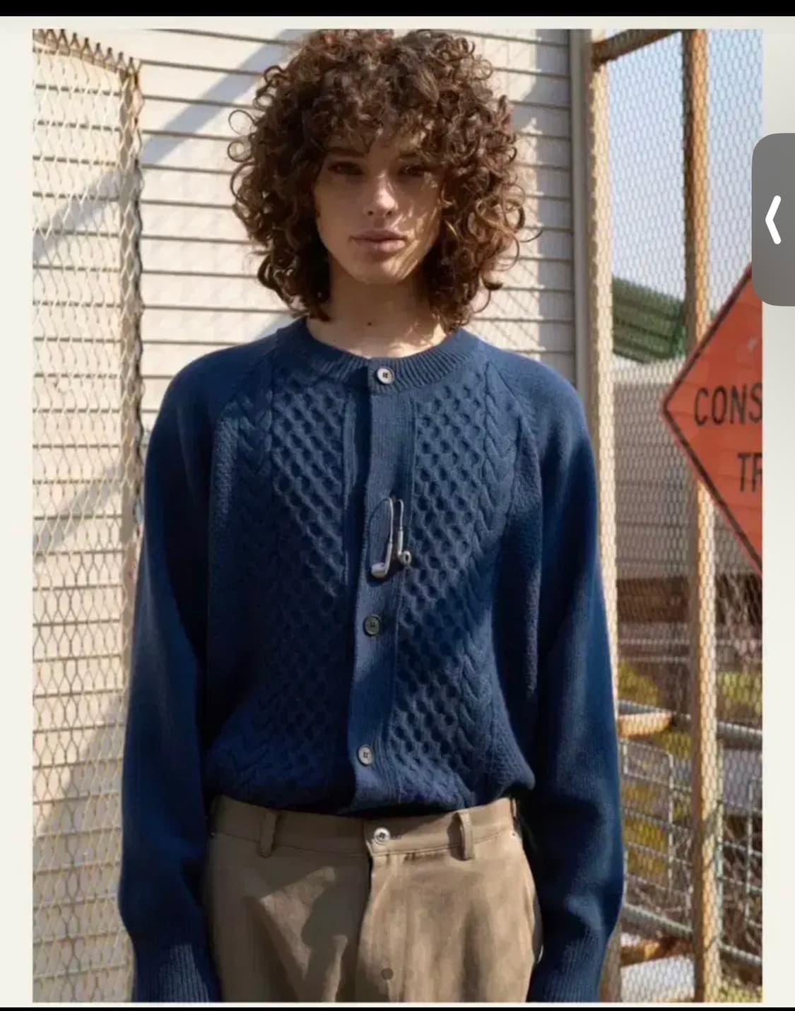 웨이비니스 더블 텍스쳐 라운드넥 가디건 오션 인디고 상품이미지1