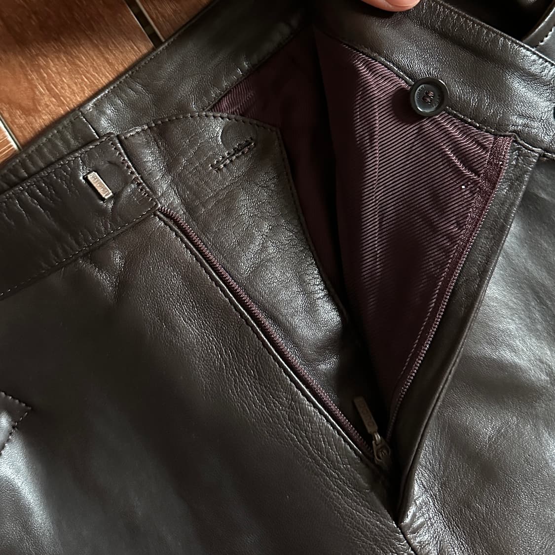 Gucci Italy made genuine leather pants 상품이미지7