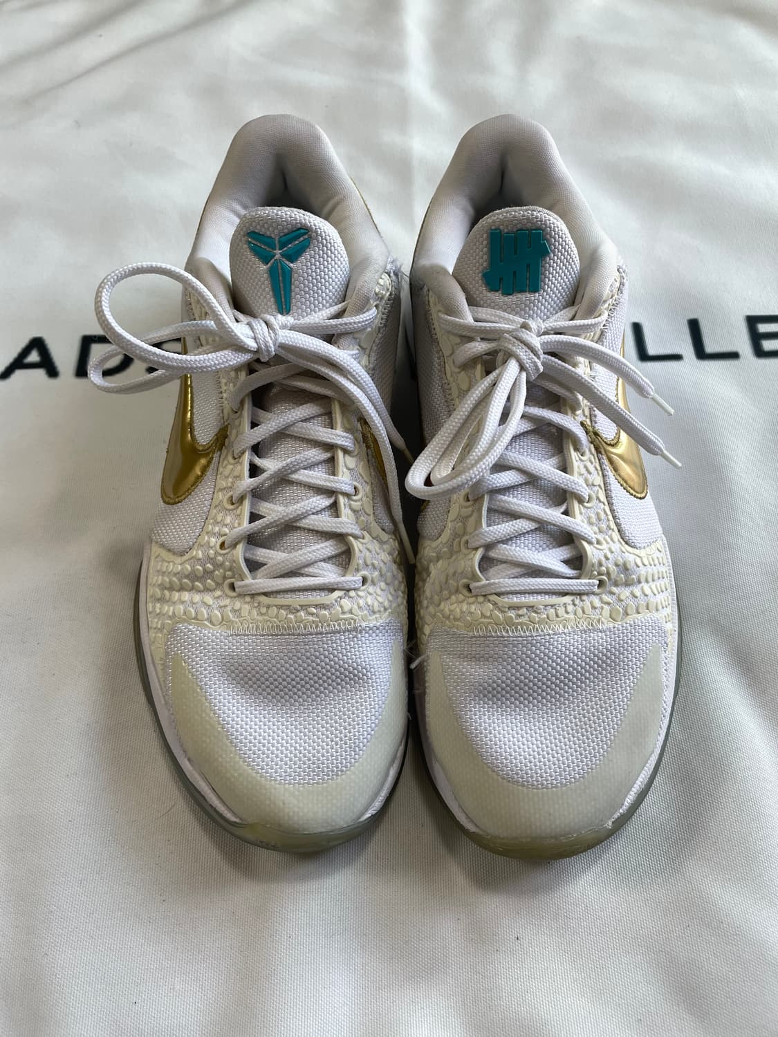 코비5 프로트로 언디핏 what if white 상품이미지2