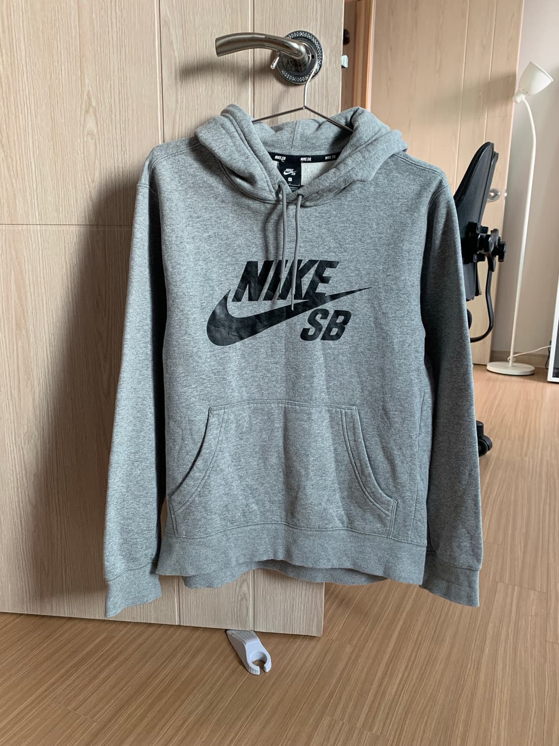 나이키SB 후드티 상품이미지1