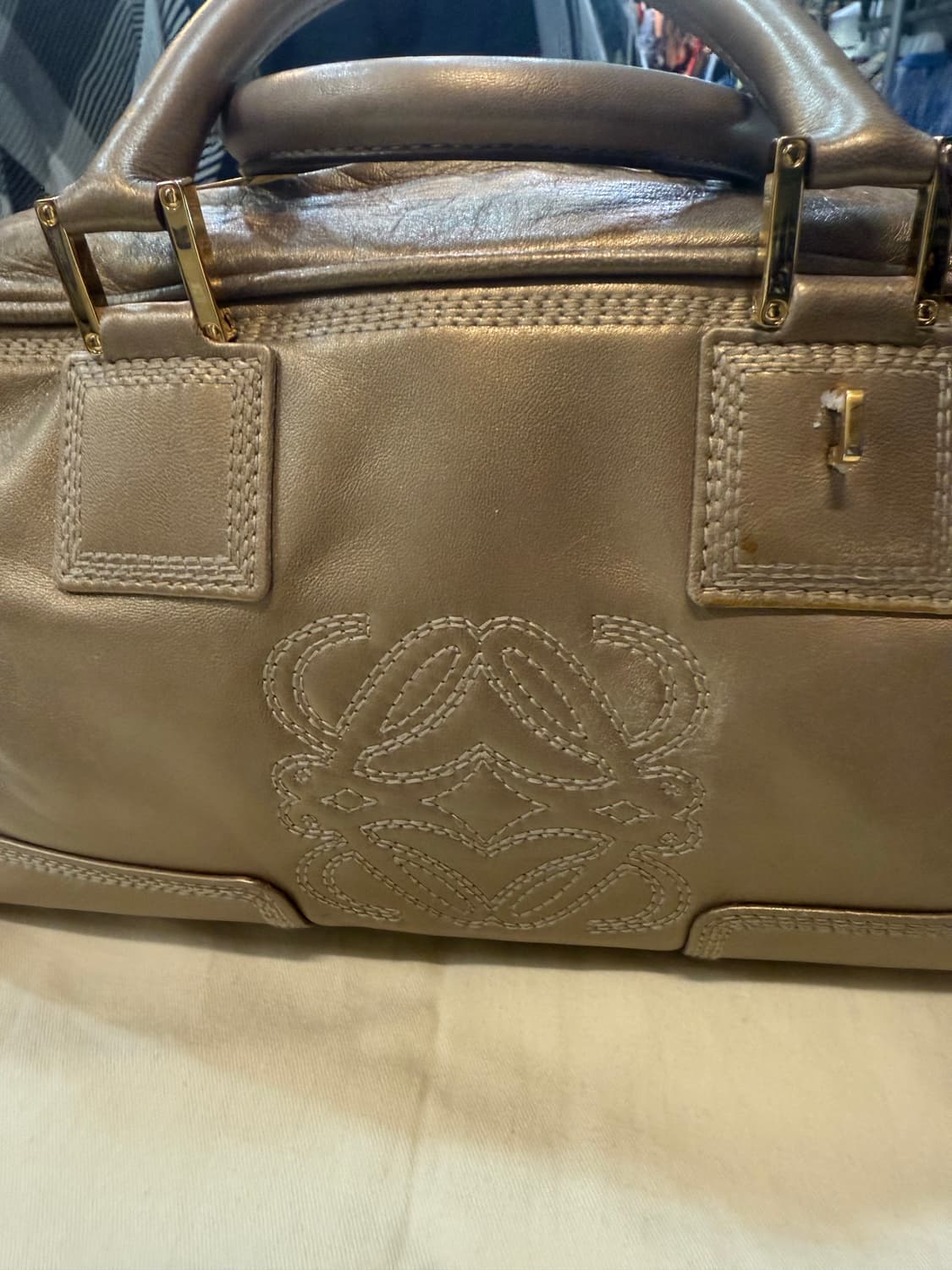 정품 로에베 앙아조나 28 팝니다 상품이미지2