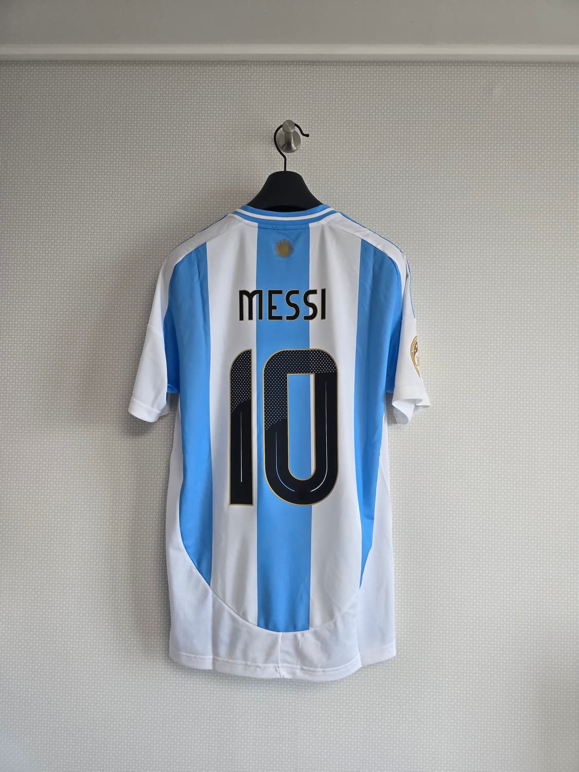 24-26 아르헨티나 홈 유니폼 리오넬 메시 COPA FINAL 버전 상품이미지1