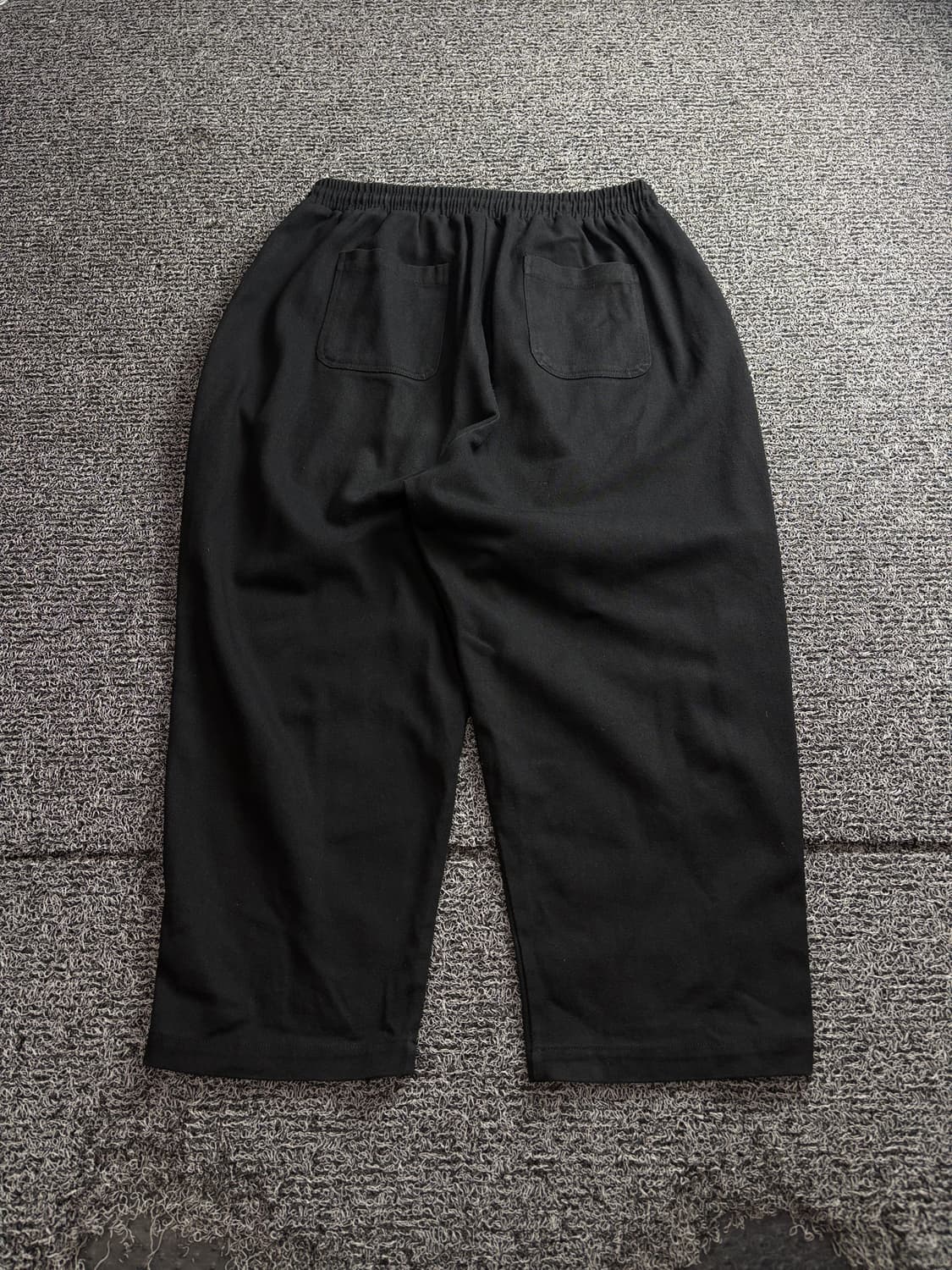 러기드하우스 절개 디테일 루즈핏 스웻 팬츠 4087 상품이미지4